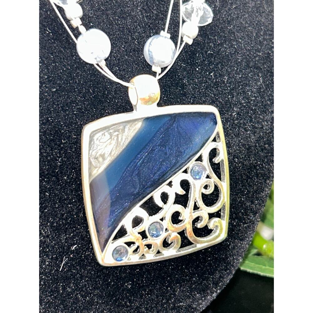 KC Blue Beaded Wire Wrapped Pendant Necklace 18-20" Silver Tone Statement